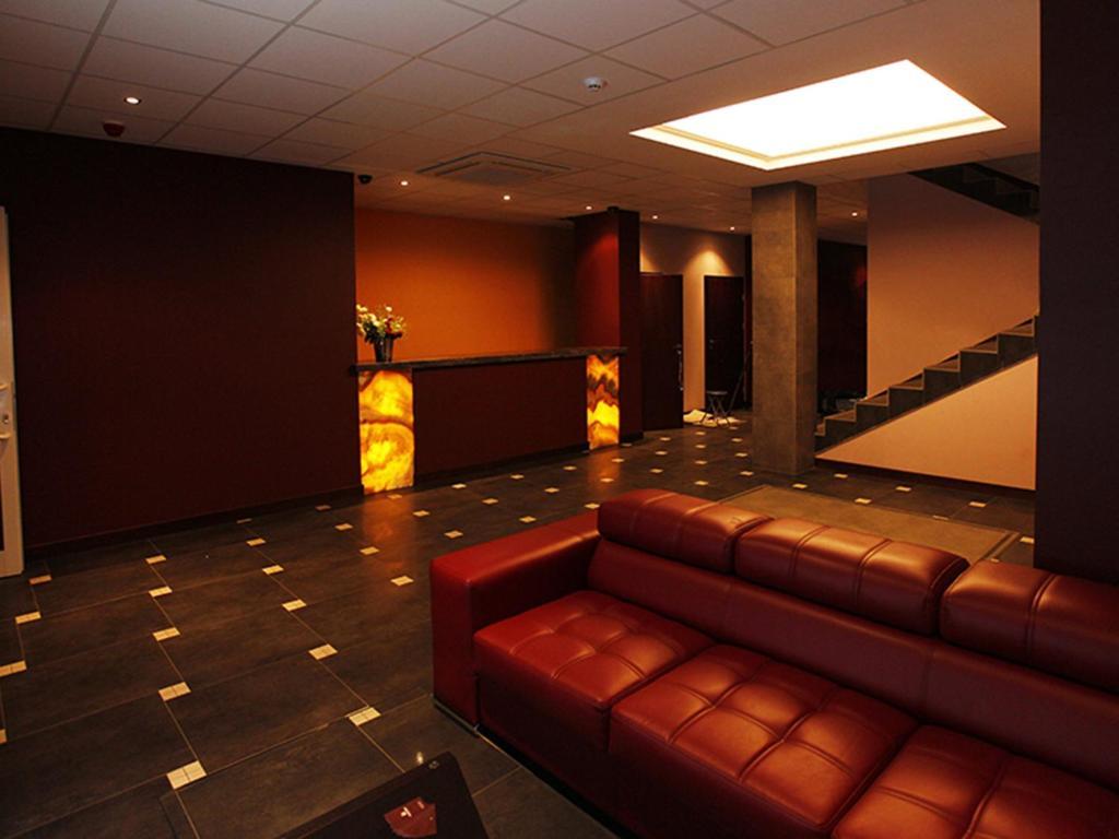 Hotel Otolinski Плоцк Экстерьер фото